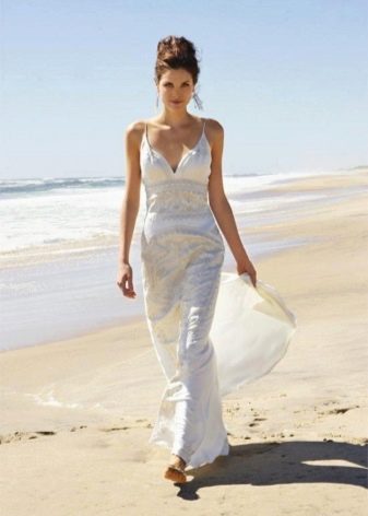 Νυφικό ίσιο φόρεμα παραλίας