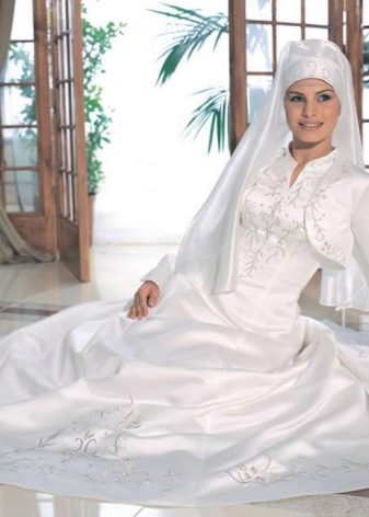 Rochie de mireasa musulmana cu bolero