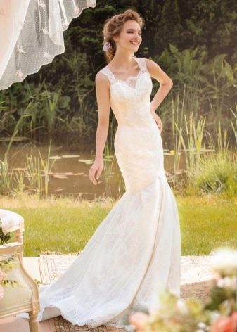 Váy cưới - biến thế từ Papilio long