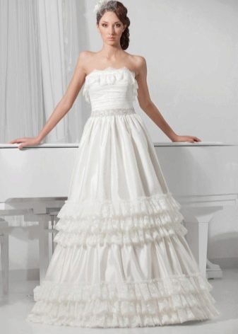 Transformatorowa suknia ślubna z falbankami