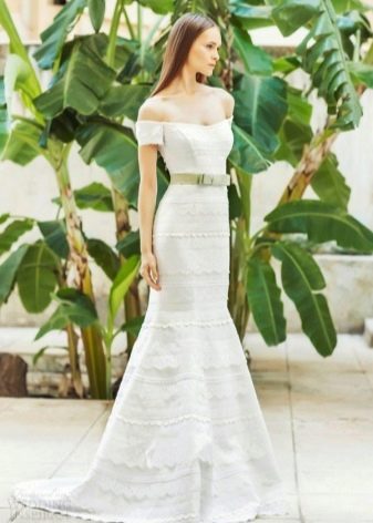 Christos Costarellos kāzu kleita ar lencēm
