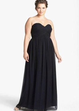Avond zwarte jurk op de grond voor overgewicht met off-shoulders