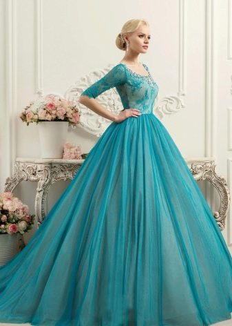 Gaun pengantin berwarna turquoise daripada koleksi BRILLIANCE daripada Naviblue Bridal