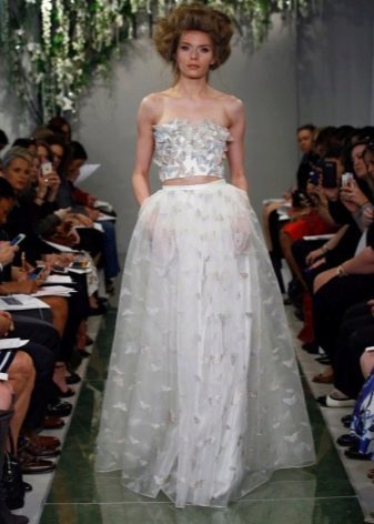 Gaun pengantin dengan efek 3D