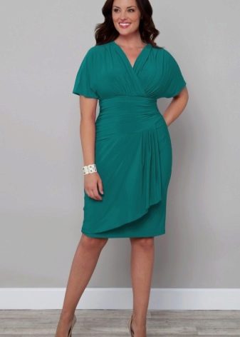 Mid-length dress with drape that hides the belly