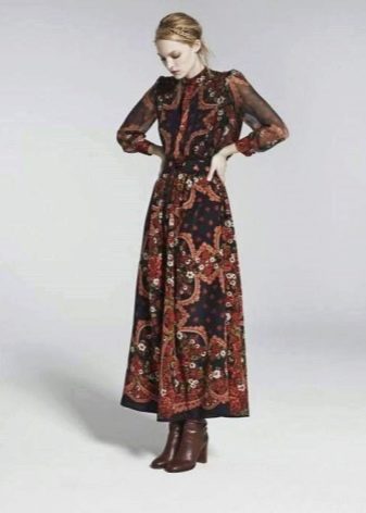 Batai rusiško stiliaus suknelei