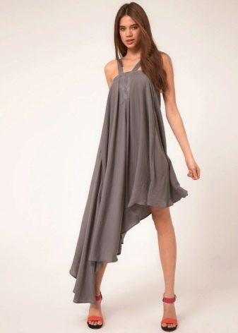 Suknelė su asimetrišku sijonu