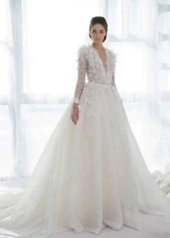 فستان زفاف مصمم