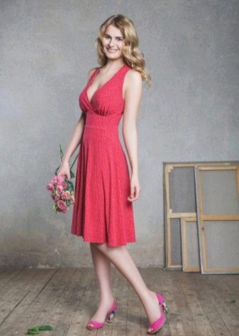 Monroe style dress màu hồng