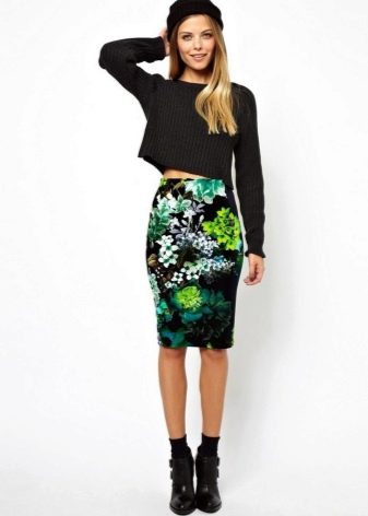 Bold floral pencil skirt
