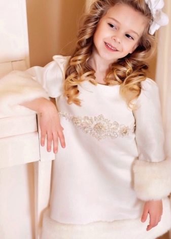 Rochie de iarna cu bordura de blana pentru fete