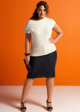 džínsová ceruzková sukňa pre ženy s nadváhou