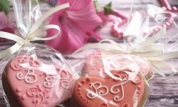 What items need to be placed at home by February 14 to attract love