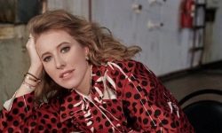 Red lipstick and honest press: Ksenia Sobchak showed herself in all her glory without filters