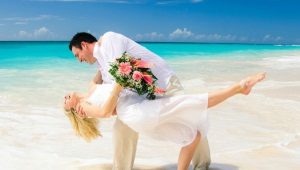 Beach casual beach wedding dress