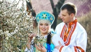 Kāzu kleita krievu tautas stilā