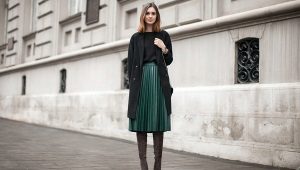 Leatherette skirts