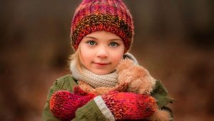 Children's knitted hats
