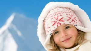 Mũ mùa đông cho bé gái