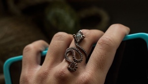 Hadí prsten