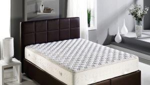 How to clean the mattress?