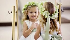 ما هي تصفيفة الشعر التي تختارها لفتاة لحضور حفل زفاف؟