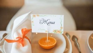 How to make and arrange cards for seating guests at a wedding with your own hands?