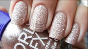 Sand effect manicure: what is it and how is it done?