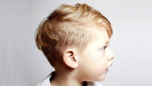 Stylowe fryzury boczne dla chłopców