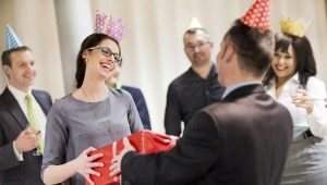 Gifts for employees: memorable, valuable, original