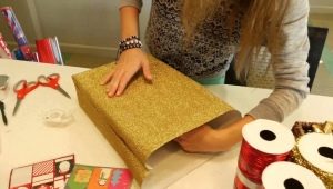 Kuinka pakata neliön ja suorakaiteen muotoinen lahja?