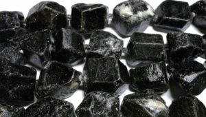 Black tourmaline: what properties does it have and where is it used?