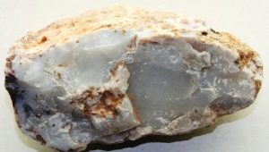 Chalcedony: deposits, properties, types and applications