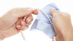 Wie pflegt man Perlen?