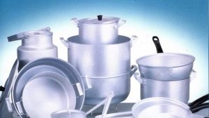 Aluminium køkkengrej: fordele og skader, valg og rengøring derhjemme