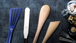 Konyhai spatulák: típusok és kiválasztási kritériumok