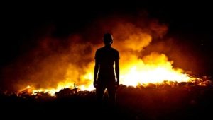 Mengapa pyromania berkembang dan bagaimana untuk menanganinya?