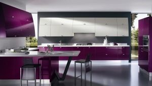 Tweelaagse keukens: selectie en voorbeelden in het interieur
