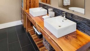 Mặt bàn gỗ trong phòng tắm: mô tả các loại, mẹo chọn và chăm sóc
