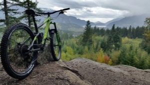 Mountainbikes: Eigenschaften, Gerät, Abmessungen und Auswahl