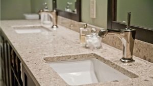 Countertop bilik mandi marmar: ciri, kelebihan dan kekurangan