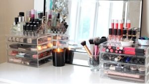 Features of storage of cosmetics