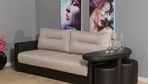 Sofa dengan meja: jenis dan petua untuk memilih