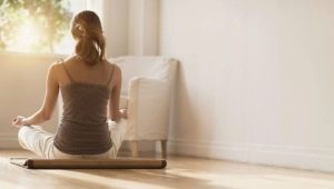 Meditazione mattutina per le donne: obiettivo di attuazione e pratiche efficaci