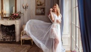 Choosing a boudoir dress
