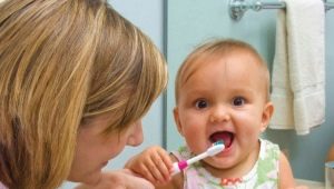 Milloin aloittaa vauvan hampaiden harjaus?