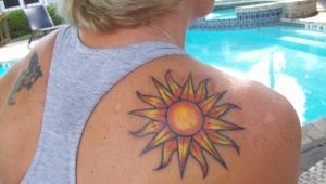 Słońce tatuaż