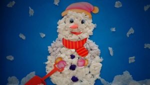 Sneeuwpoppen maken van servetten