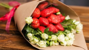 How to make strawberry bouquets?