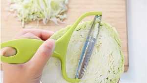 Features of manual shredders for cabbage and their selection